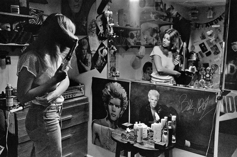 American Teens 60-80 in the photographs of Joseph Szabo