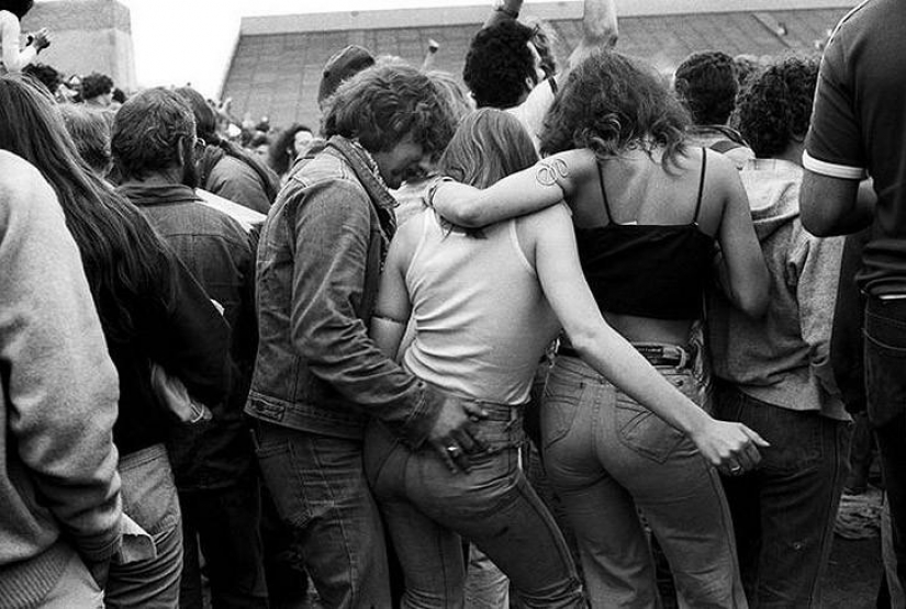 American Teens 60-80 in the photographs of Joseph Szabo