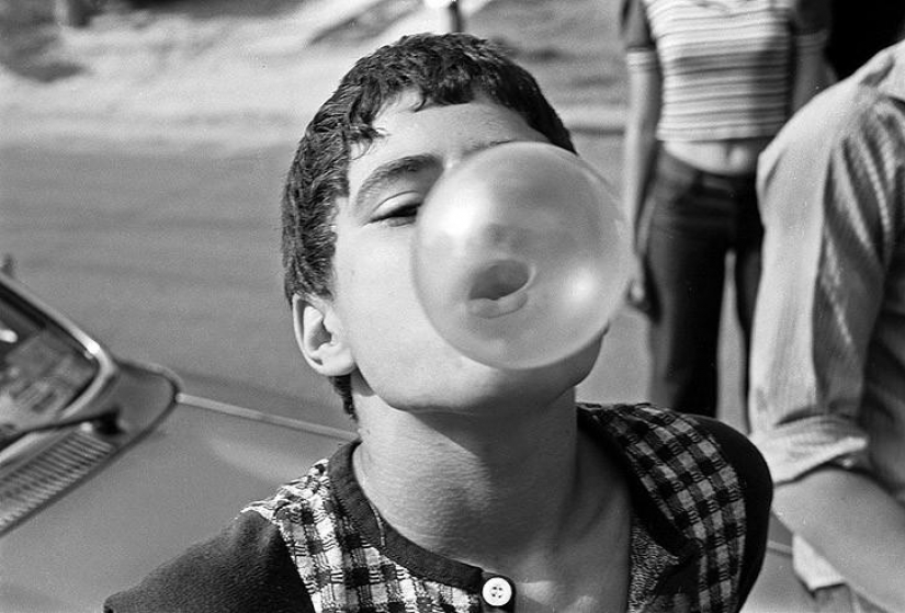 American Teens 60-80 in the photographs of Joseph Szabo