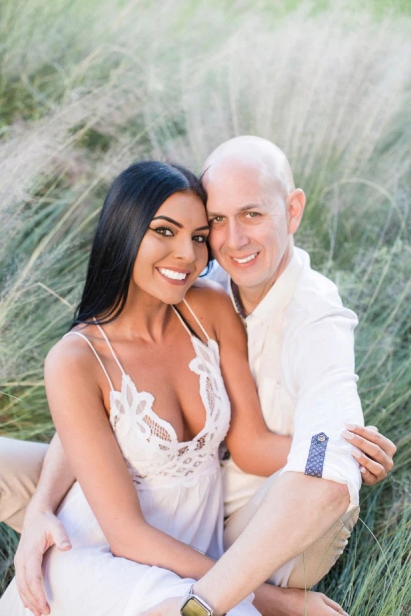 Amor sin fronteras: una pareja con 23 años de diferencia de edad se casaron un mes después de la reunión