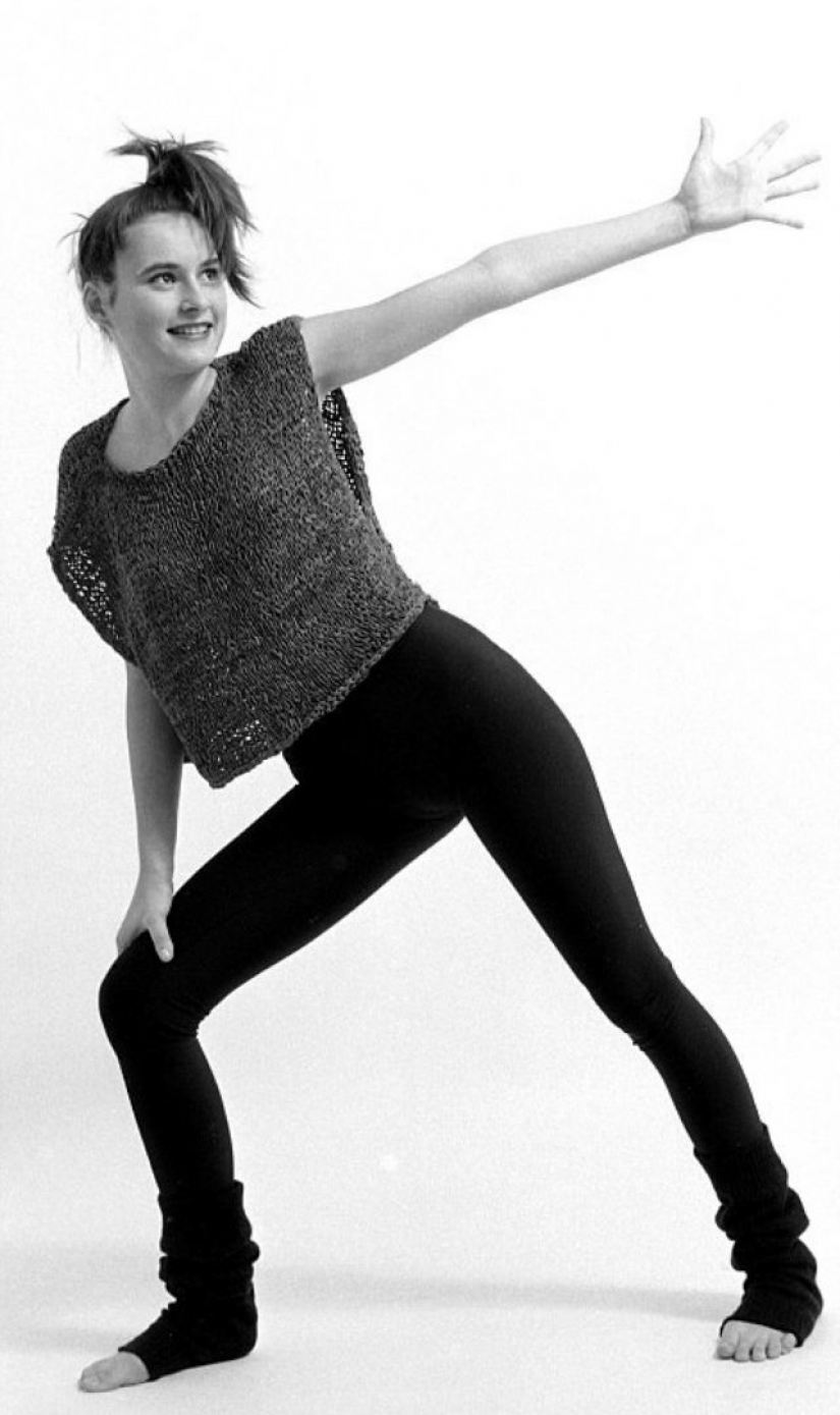 And you know? A rare photo of 16-year-old Melania trump at the dawn of her modeling career