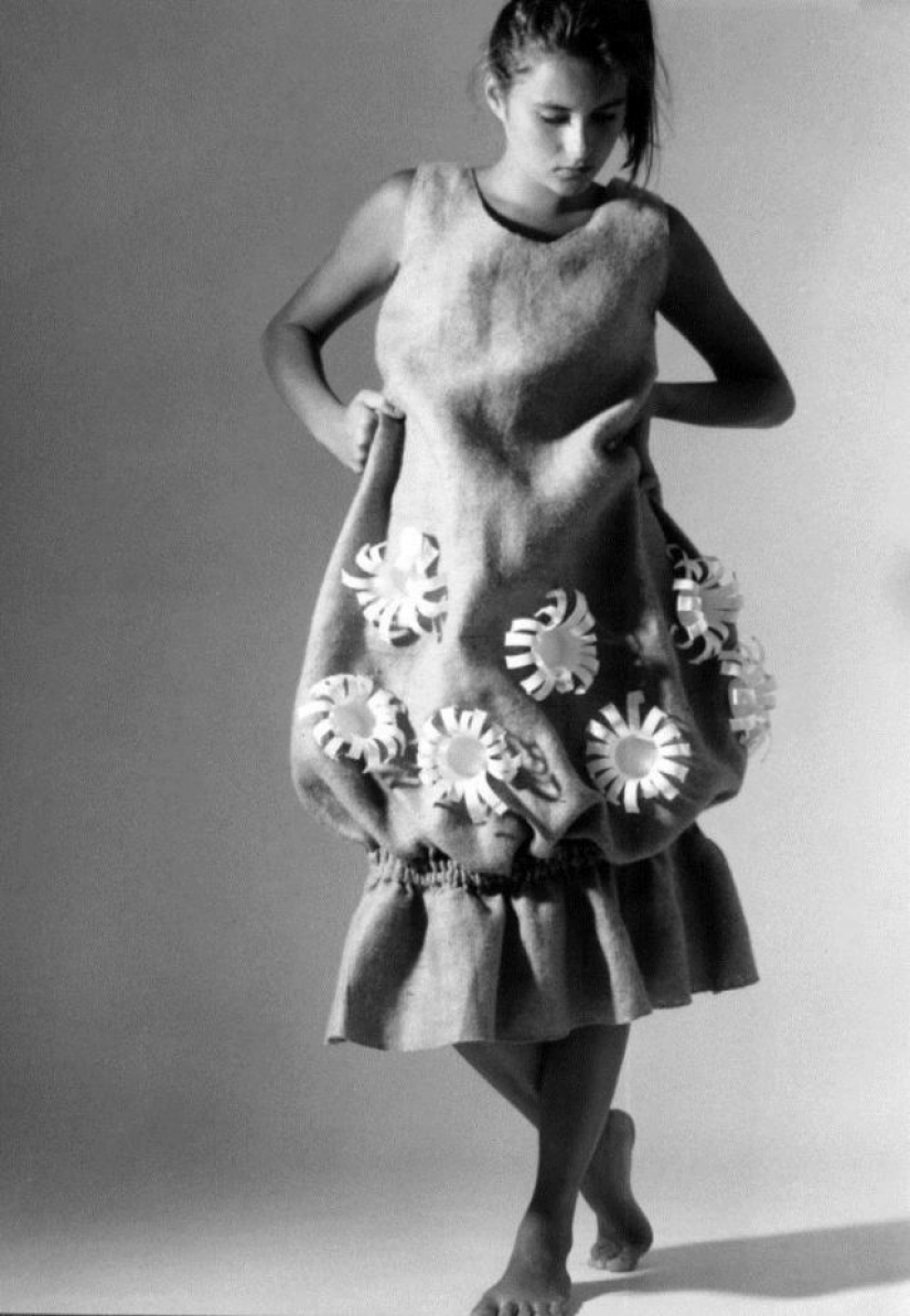 And you know? A rare photo of 16-year-old Melania trump at the dawn of her modeling career