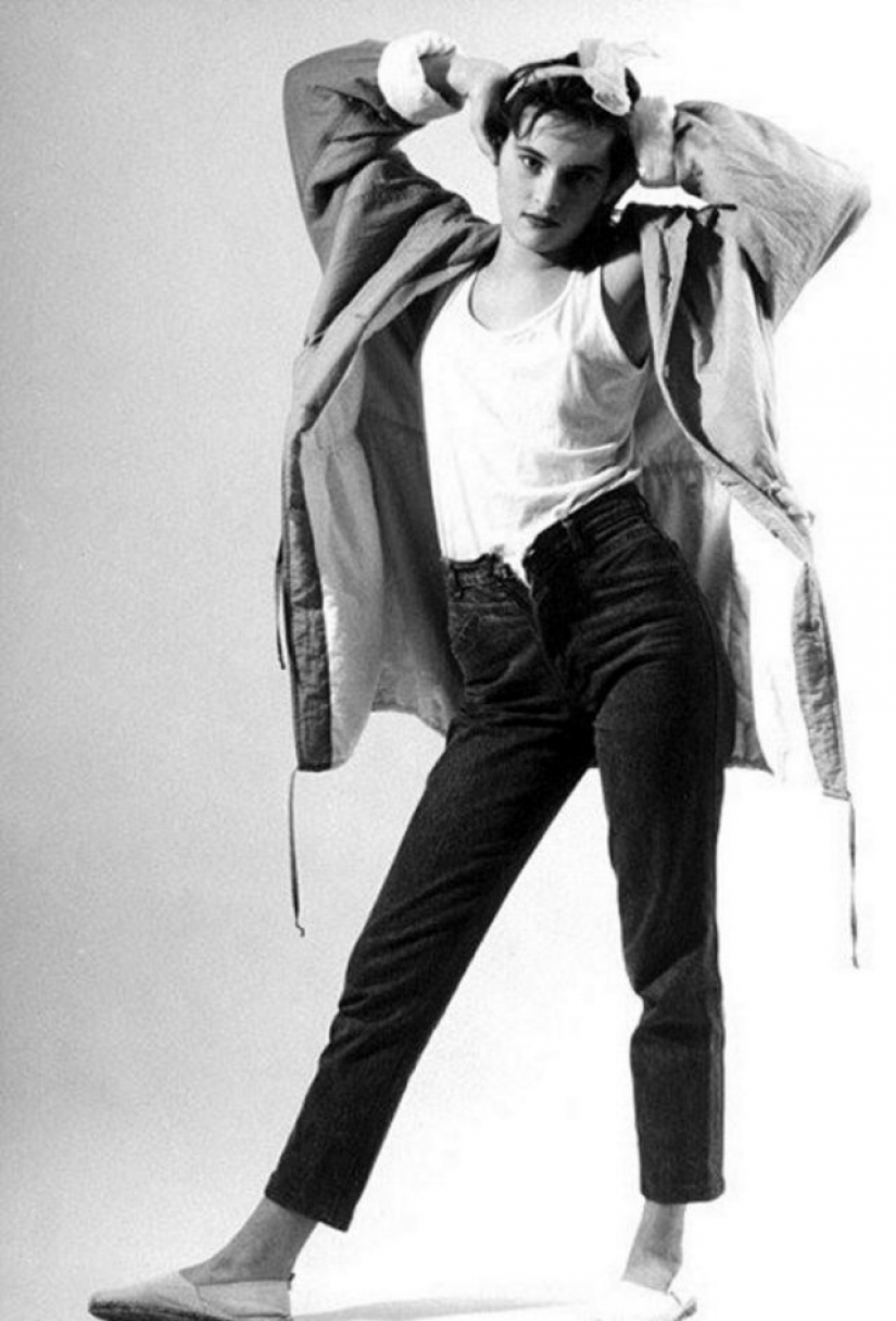 And you know? A rare photo of 16-year-old Melania trump at the dawn of her modeling career