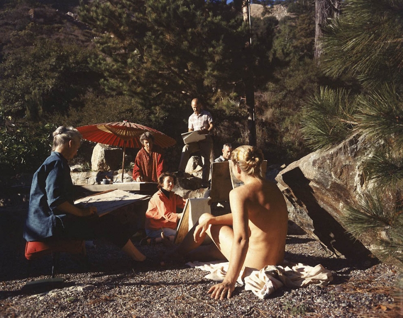 Artists and artist's model in frames of the legendary LIFE magazine Artists and artist's model in frames of the legendary LIFE magazine