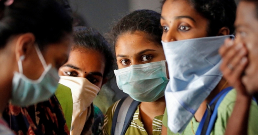 As India won the coronavirus with cow manure, and bollywood movies "cane" quarantine As India won the coronavirus with cow manure, and bollywood movies "cane" quarantine