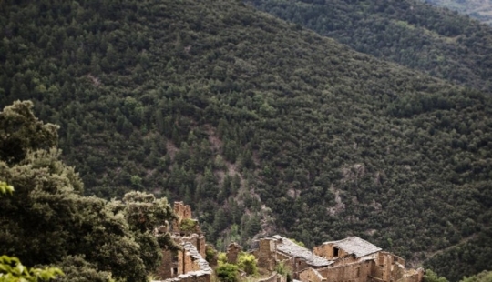As the Spanish nudists and new agery restore the abandoned village