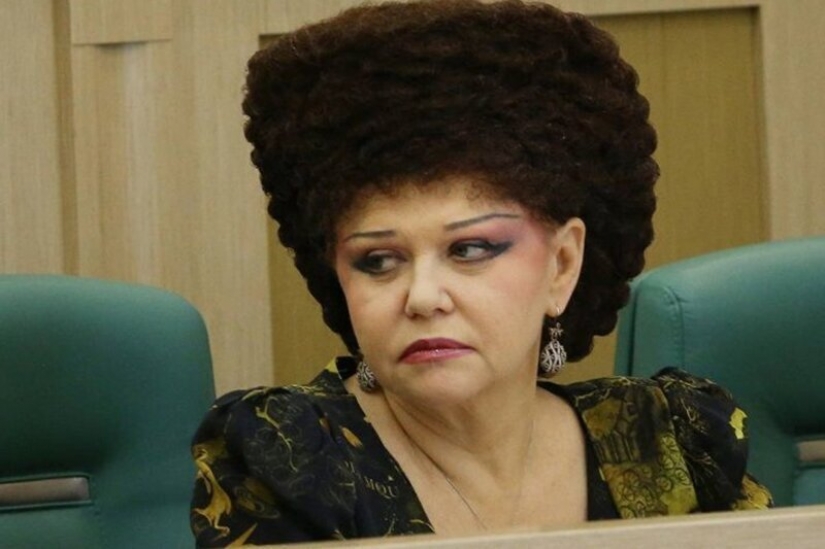 As Valentina Petrenko looked earlier without his famous hairstyle As Valentina Petrenko looked earlier without his famous hairstyle