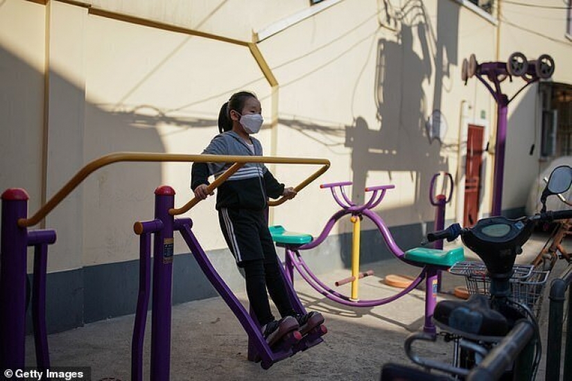 Attention runners! Why not wear a mask while Jogging