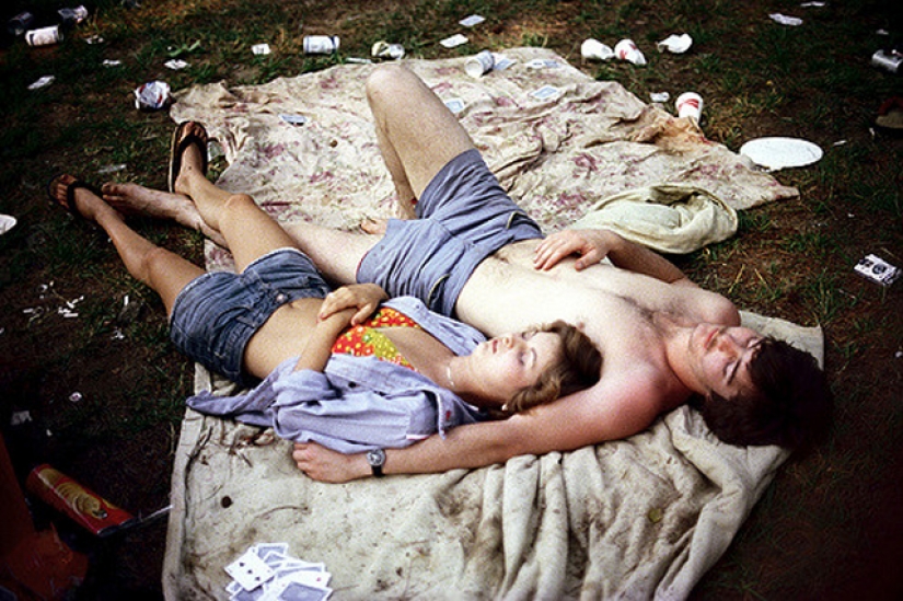 Azul pantalones cortos de mezclilla de un favorito entre las mujeres Americanas de los 70 años