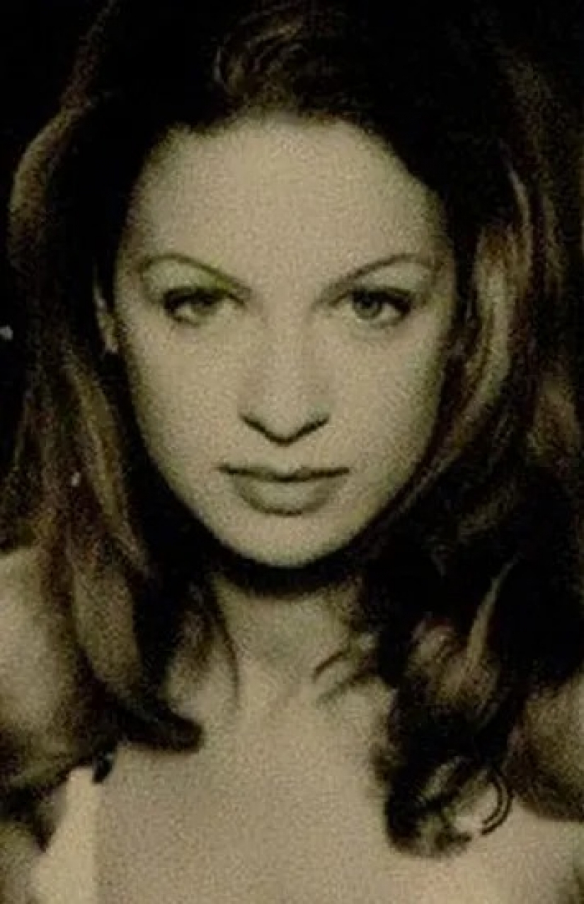 Beauty in the past: models who ruined her looks with plastic