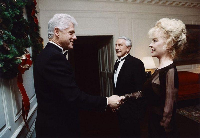 Betty Brosmer — el dueño de las más bellas figuras de 50 años