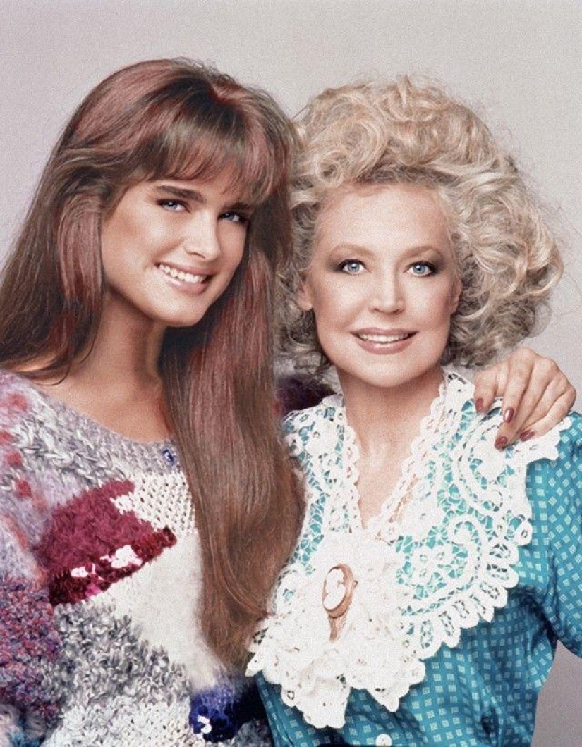 Betty Brosmer — the owner of the most gorgeous figures 50 years