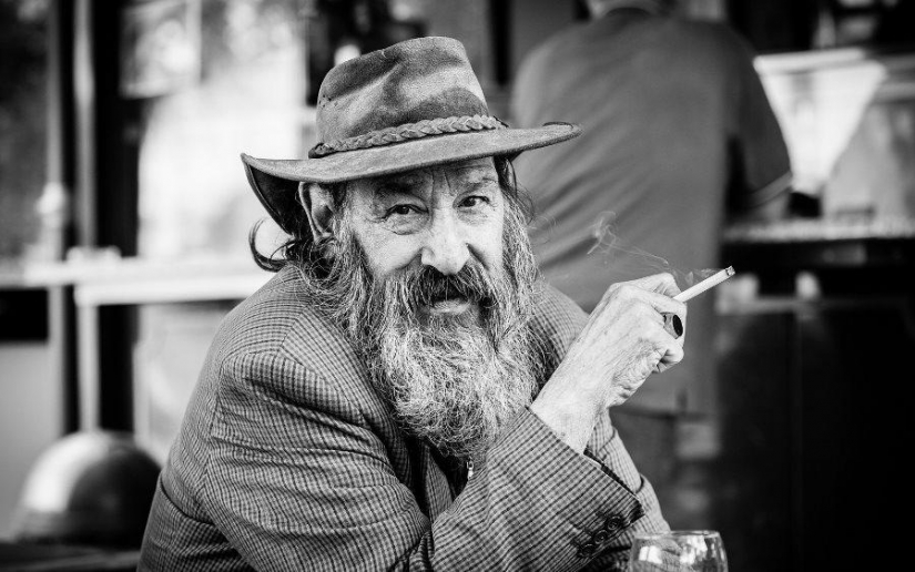 Black and white magic street portraits Giulio Magnifico