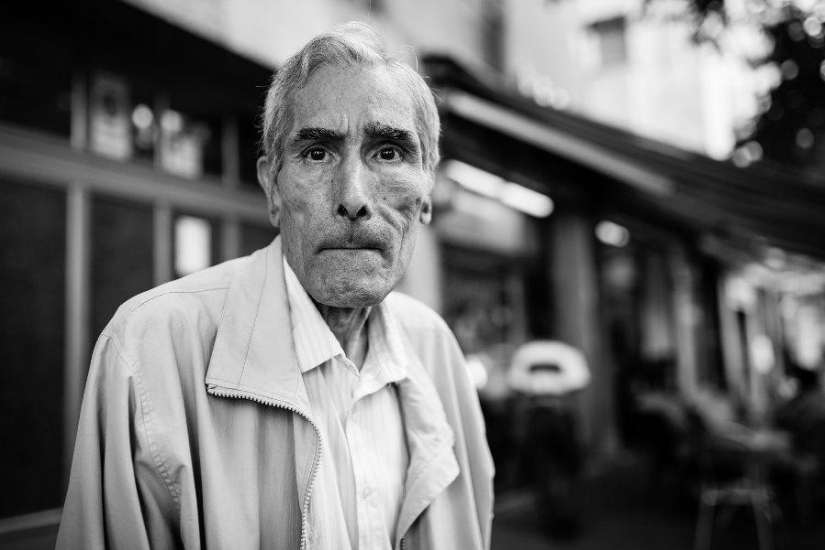 Black and white magic street portraits Giulio Magnifico
