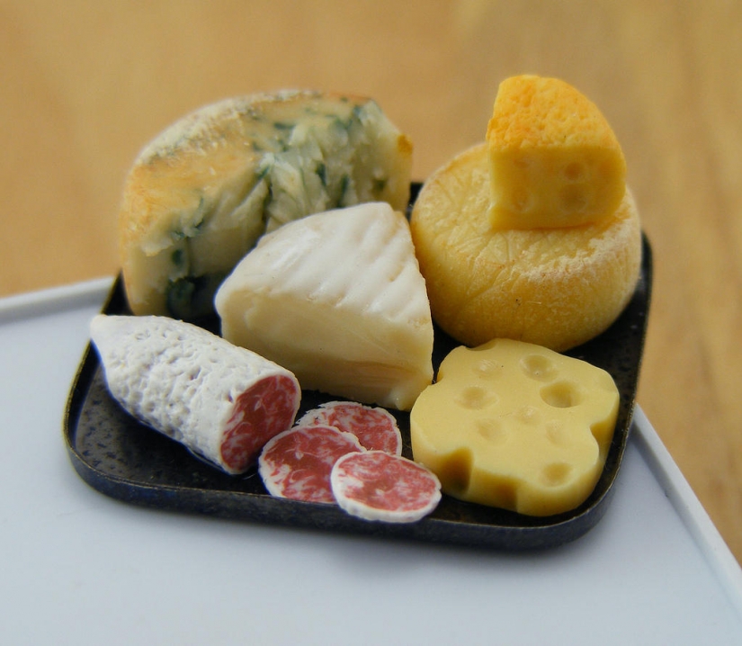 Boca de riego en miniatura del Israelí amos Boca de riego en miniatura del Israelí amos