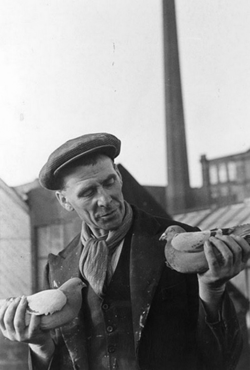 Brilliant pictures of a pioneer of photojournalism Kurt Hutton