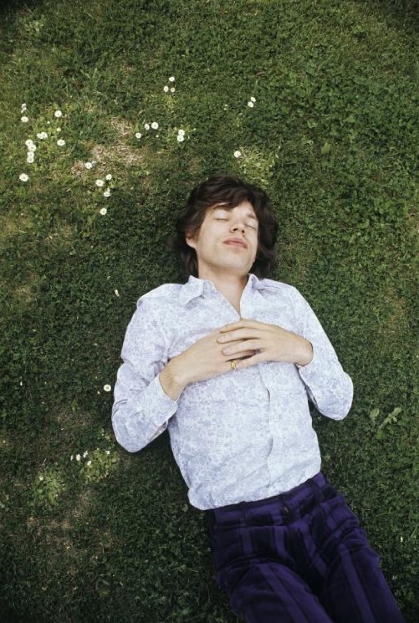 British Earl and controversial photographer