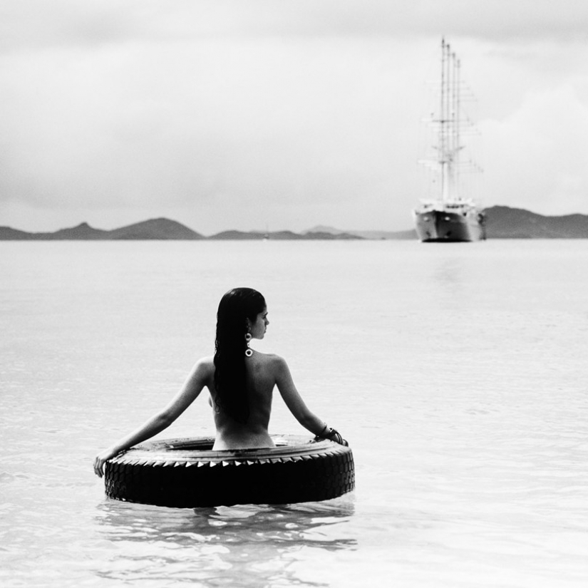 British Earl and controversial photographer