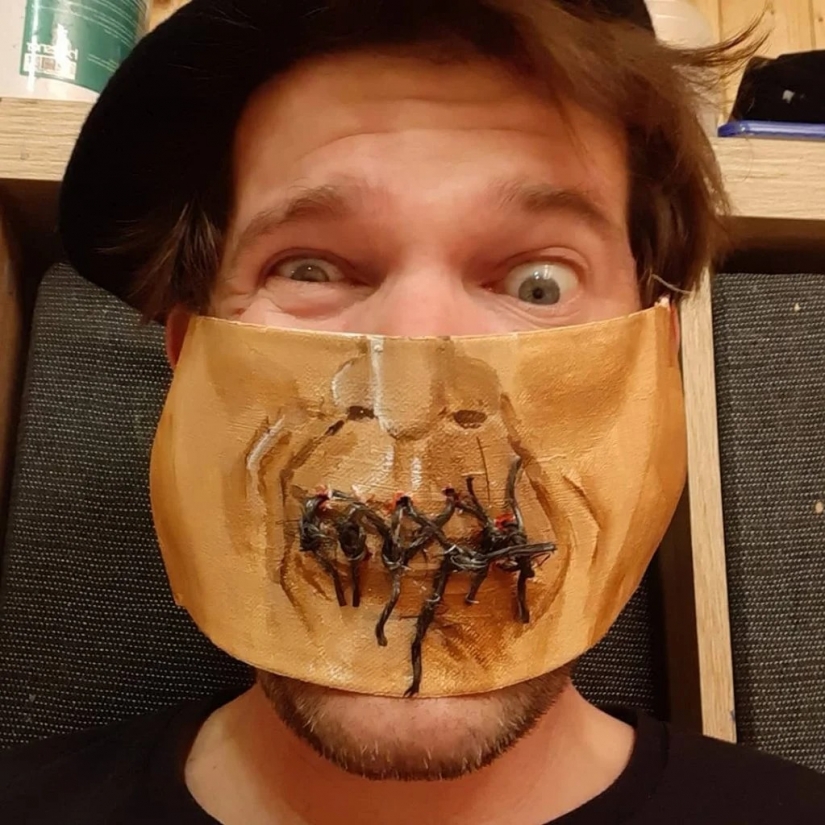 Cada día nueva máscara: desafío artista Austriaco sigue!