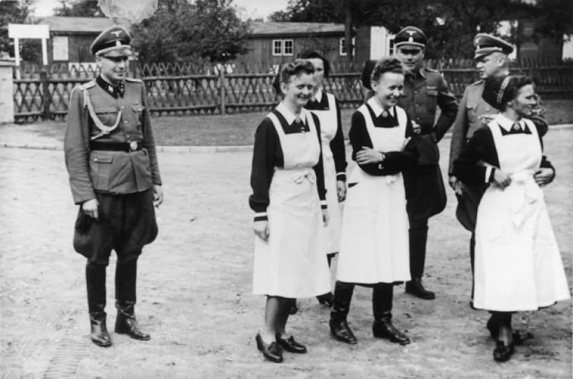 Como enano crecimiento ayudó a la familia de músicos Judíos Ovitz para sobrevivir a los experimentos en el campo de Auschwitz