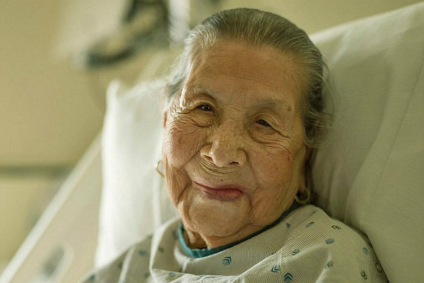 Confessions of a photographer: the American took the dying spoke about dreams and regrets Confessions of a photographer: the American took the dying spoke about dreams and regrets