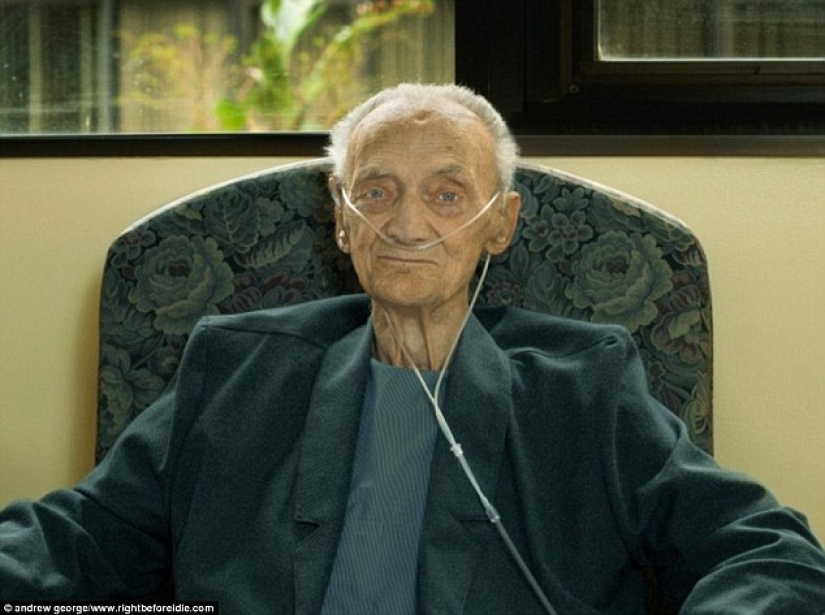 Confessions of a photographer: the American took the dying spoke about dreams and regrets Confessions of a photographer: the American took the dying spoke about dreams and regrets