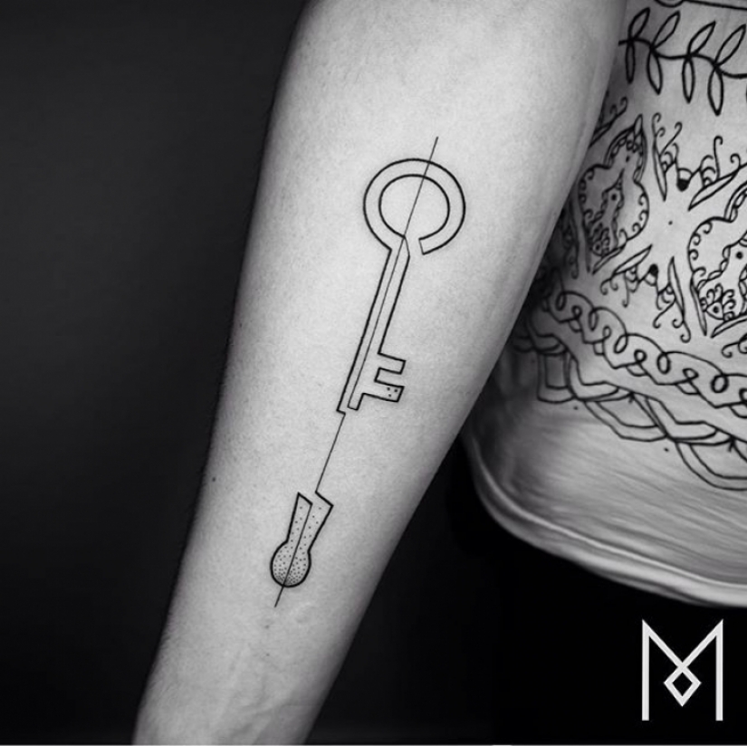 Cool minimalist tattoo, drawn with a single line