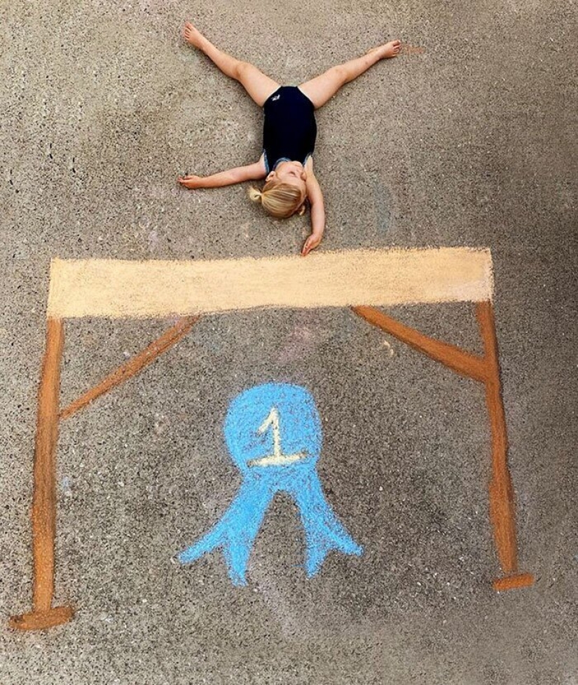 Crayons and imagination: cute pictures of magical worlds that my mom created for daughters in quarantine Crayons and imagination: cute pictures of magical worlds that my mom created for daughters in quarantine