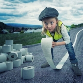 Creative dad creates fantastic photo manipulations with his children