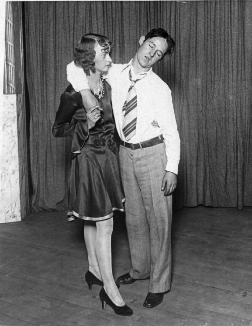 Dance off on the dance marathons of the 1920s and 30s years