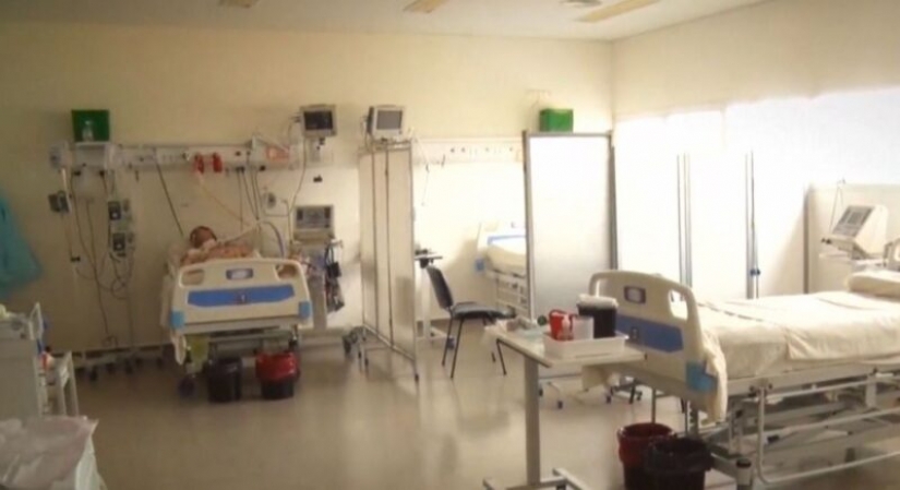 De 12 años dio a luz a los gemelos desde el abusador debido a la negación del aborto legal