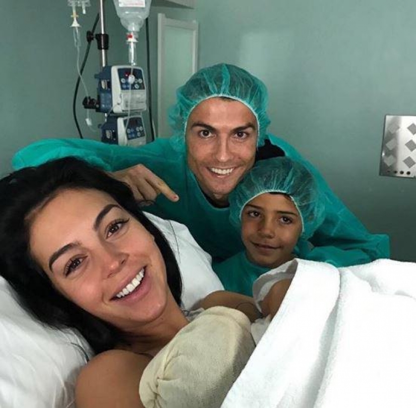 De Kim Kardashian a Paris Hilton: las Chicas más calientes del mundo, se reunió con Cristiano Ronaldo De Kim Kardashian a Paris Hilton: las Chicas más calientes del mundo, se reunió con Cristiano Ronaldo