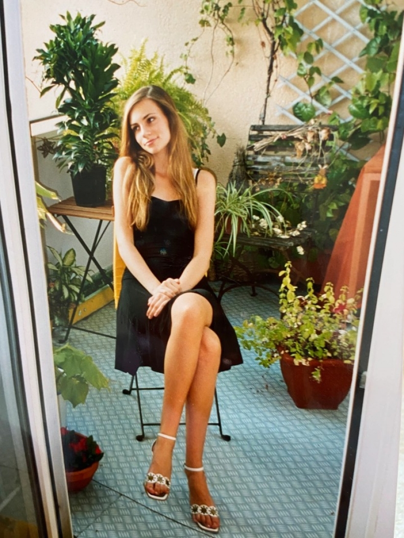 De un extremo a otro: el flaco chica se convirtió en una bomba sexual, pero nunca se encontró su amor