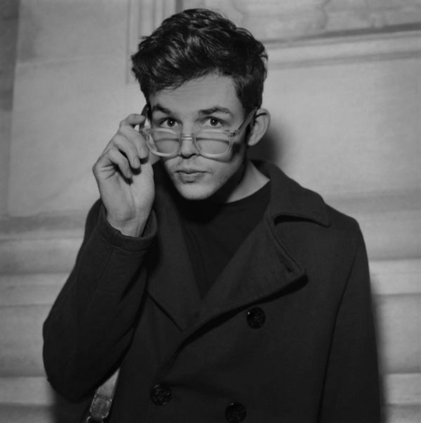 Deadly beauty: the 12 models who committed suicide