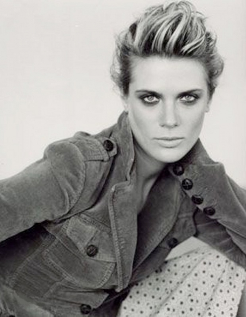 Deadly beauty: the 12 models who committed suicide