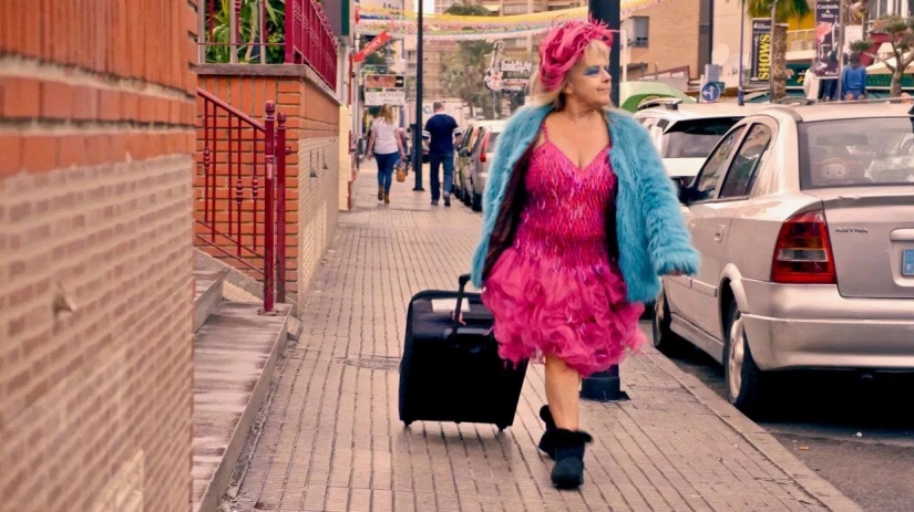 Depraved old age: how retirees from Britain, the rest in Spanish sex resort