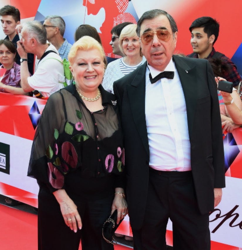 Difficult fate of the "star" of the widows: the courts for inheritance scams, unscrupulous relatives Difficult fate of the "star" of the widows: the courts for inheritance scams, unscrupulous relatives