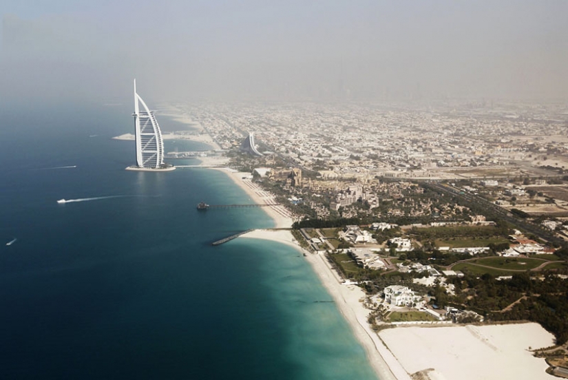 Dubai from the height of bird flight