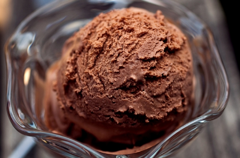 Eat ice cream and not Tolstoi: 3 recipe homemade ice cream without sacrificing shape