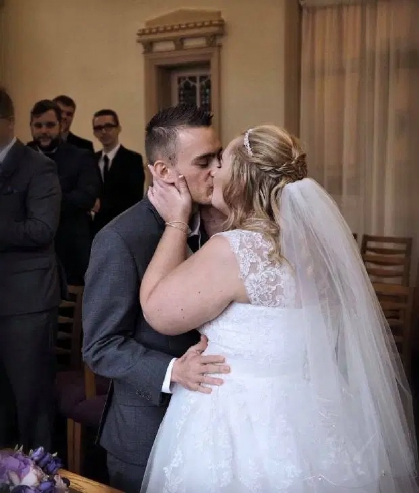 El amor a pesar de las parejas que se quedaron juntos a pesar de las burlas y miradas oblicuas