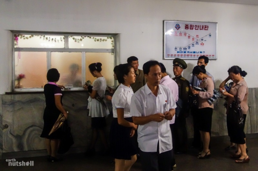 El cerrado de la estación de metro en el mundo: el metro de Pyongyang a través de los ojos de un extranjero