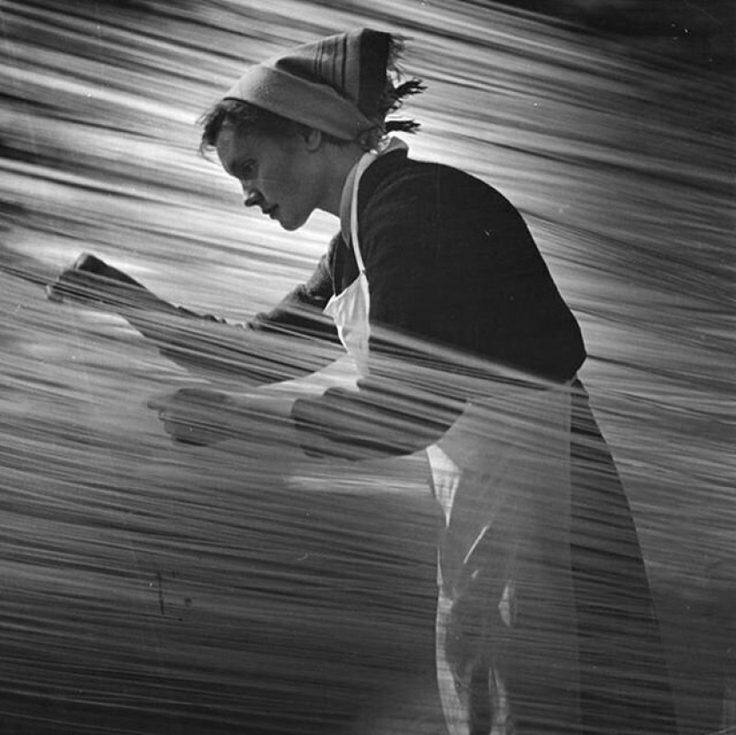 El chico de Riga da vida a un viejo Soviética de la foto, lo que les obliga a moverse