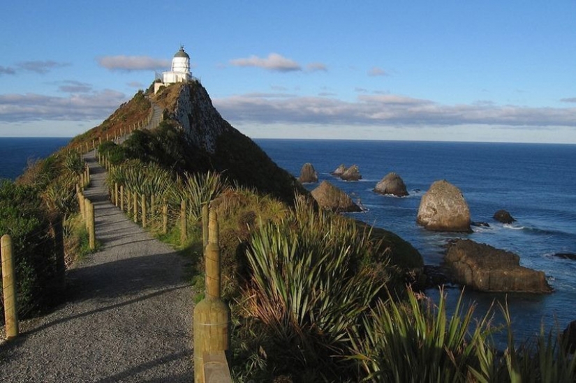 El faro de Nugget point en Nueva Zelanda El faro de Nugget point en Nueva Zelanda