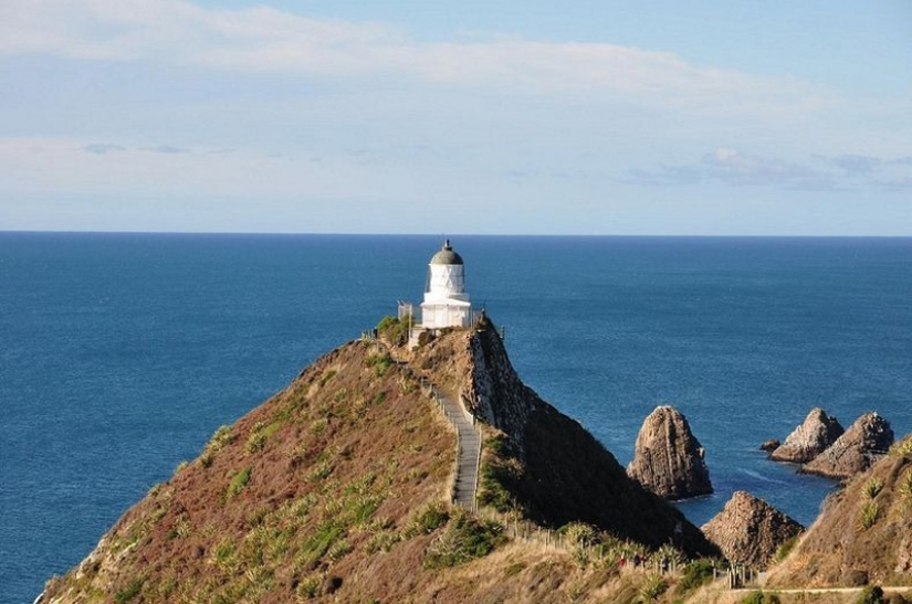 El faro de Nugget point en Nueva Zelanda El faro de Nugget point en Nueva Zelanda