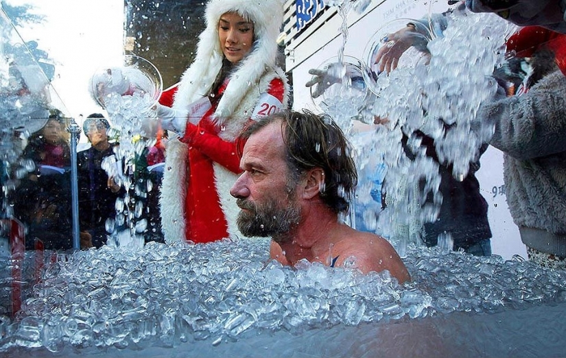 El "hombre de hielo" de WIM Hof, la conquista de las montañas en pantalones cortos