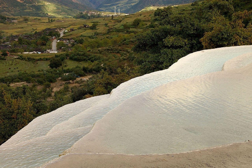 El milagro Chino de la naturaleza: agua blanca Terrazas