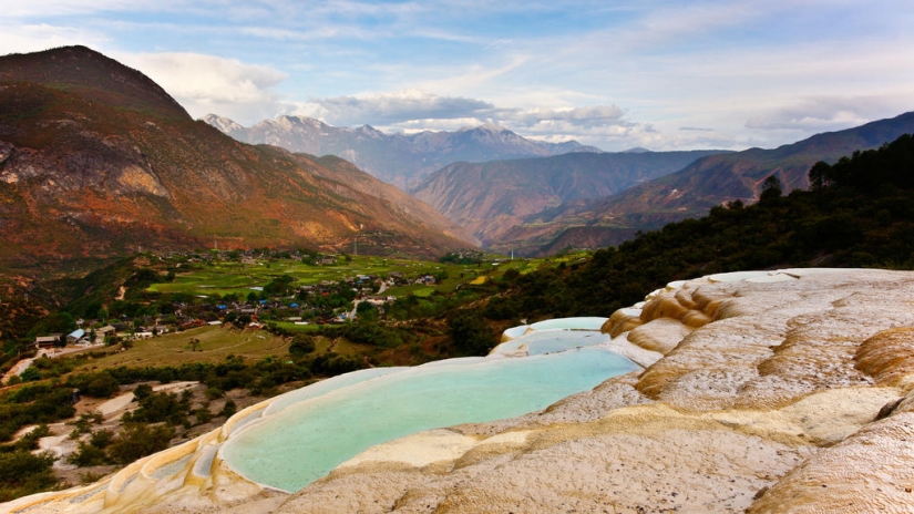 El milagro Chino de la naturaleza: agua blanca Terrazas