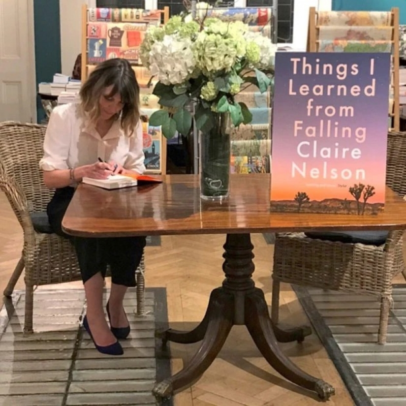 El otoño y la Epifanía: el periodista se vio obligado a beber su propia orina para sobrevivir en el desierto