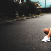 El primero en el mundo del porno de la Universidad invita a los estudiantes a estudiar