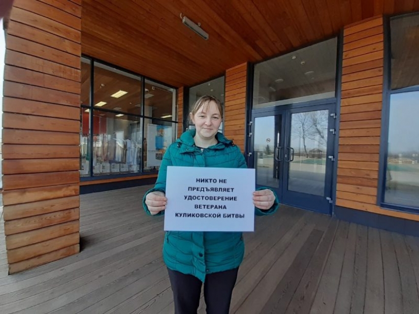 Employees of Russian institutions of culture launched the "bored" quarantine flashmob Employees of Russian institutions of culture launched the "bored" quarantine flashmob